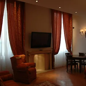 Aparthotel First Of, Florence